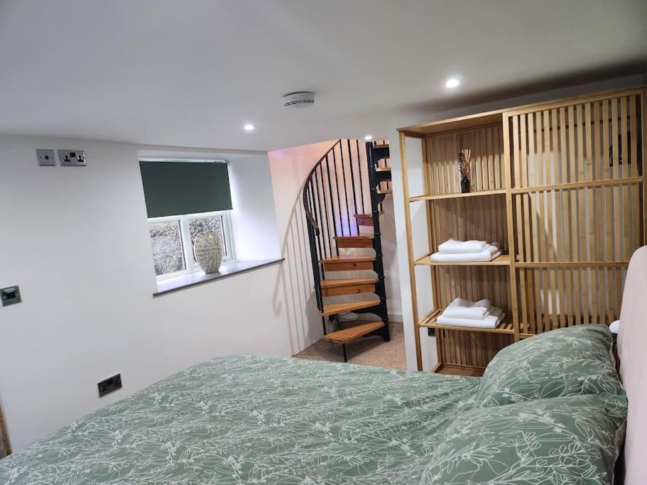Three Little Pigs Villa Bude Luaran gambar